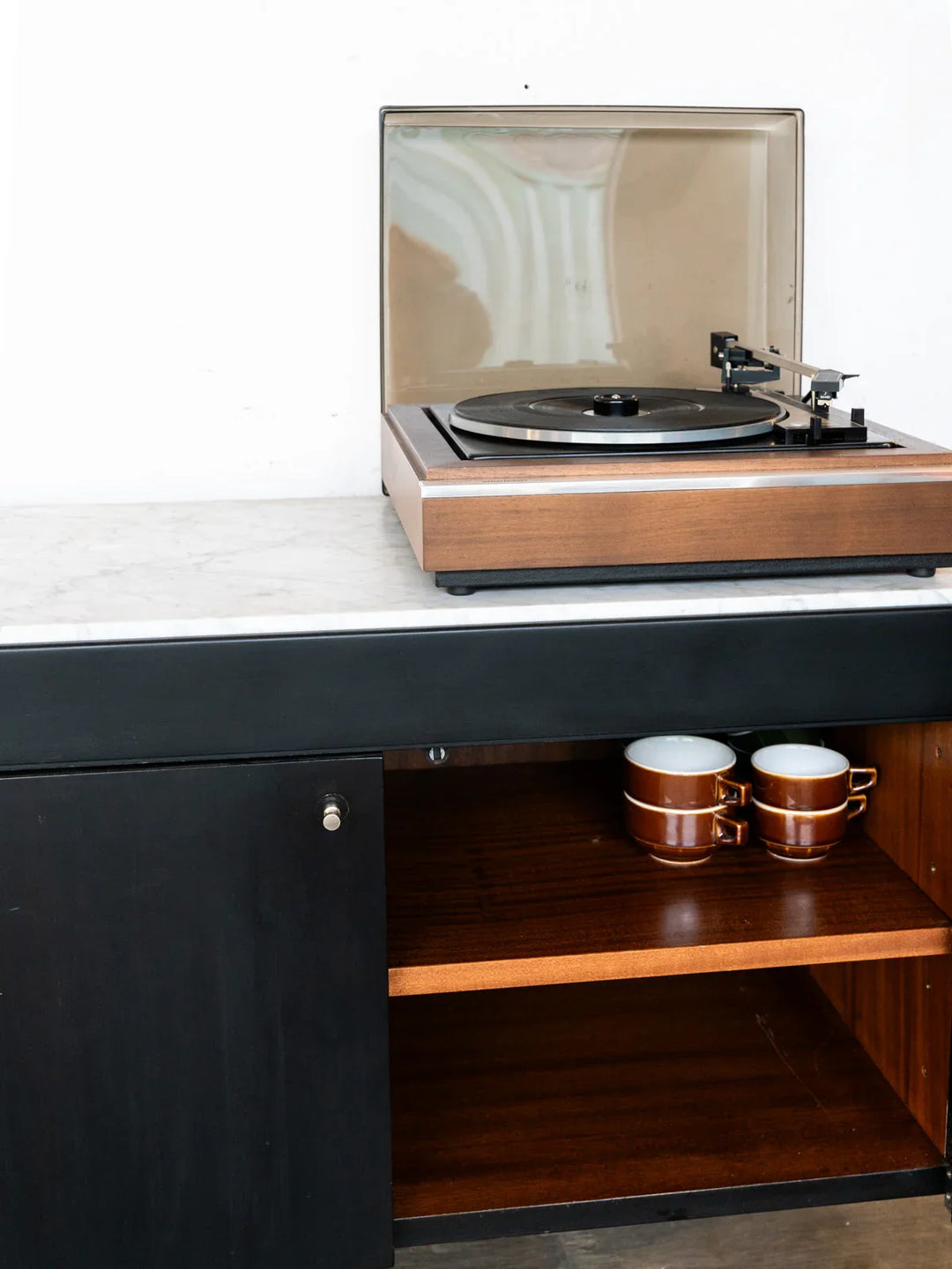 margaret-enfilade-bois-marbre-46-8