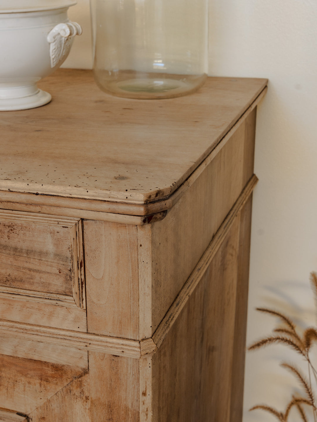 gilbert-buffet-noyer-667-6