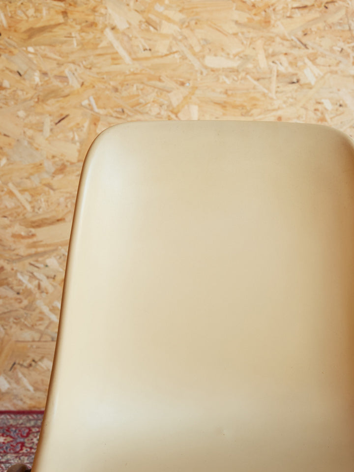 alma-chaise-plastique-1581-6