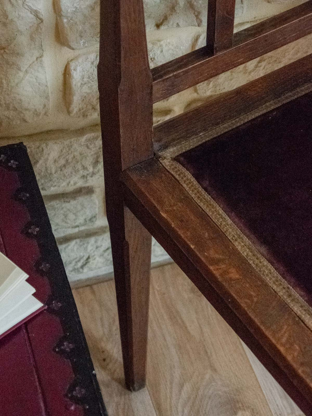 claude-chaise-bois-828-7