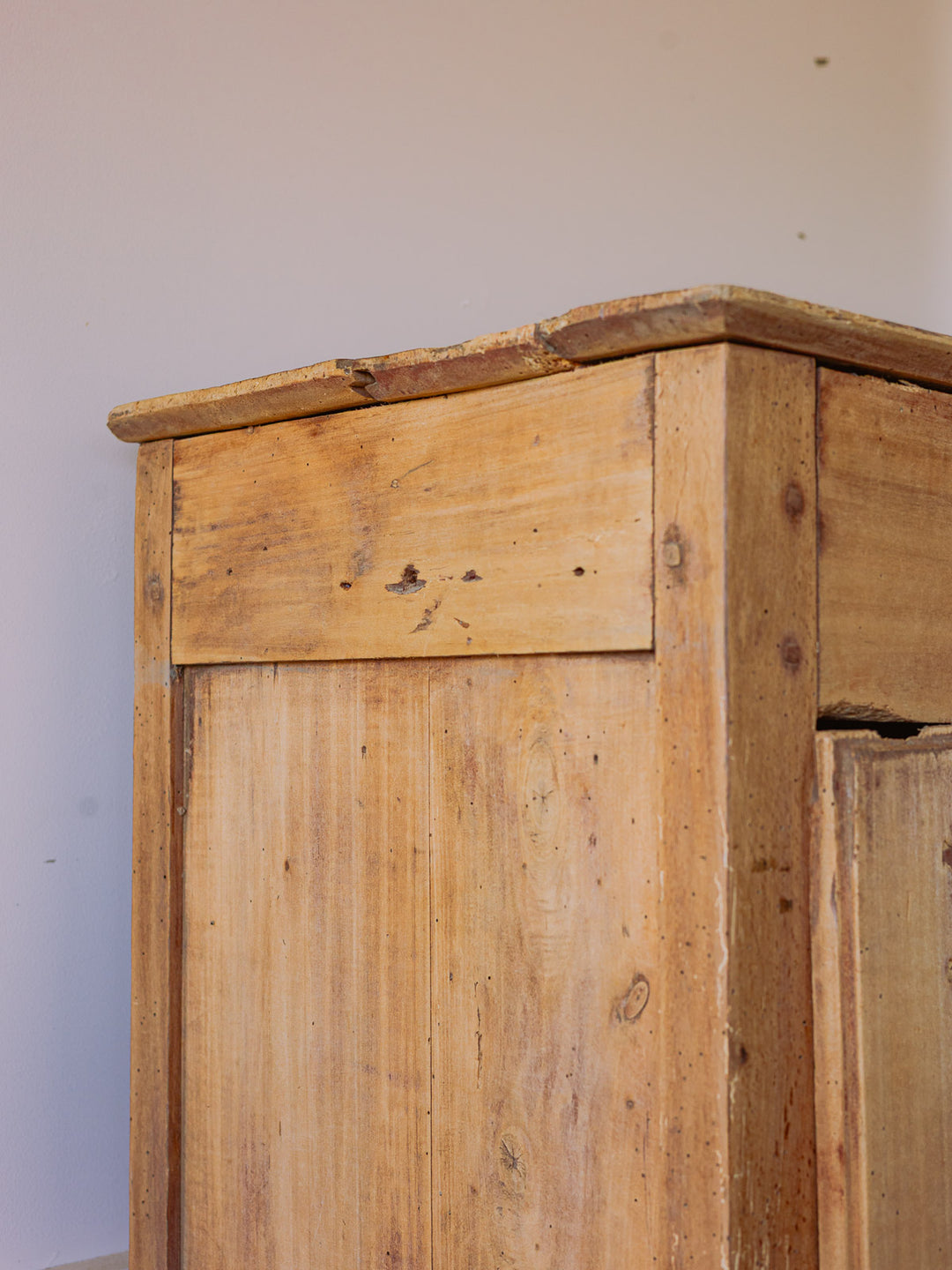 blandine-armoire-bois-parisienne-bonnetière-475-12