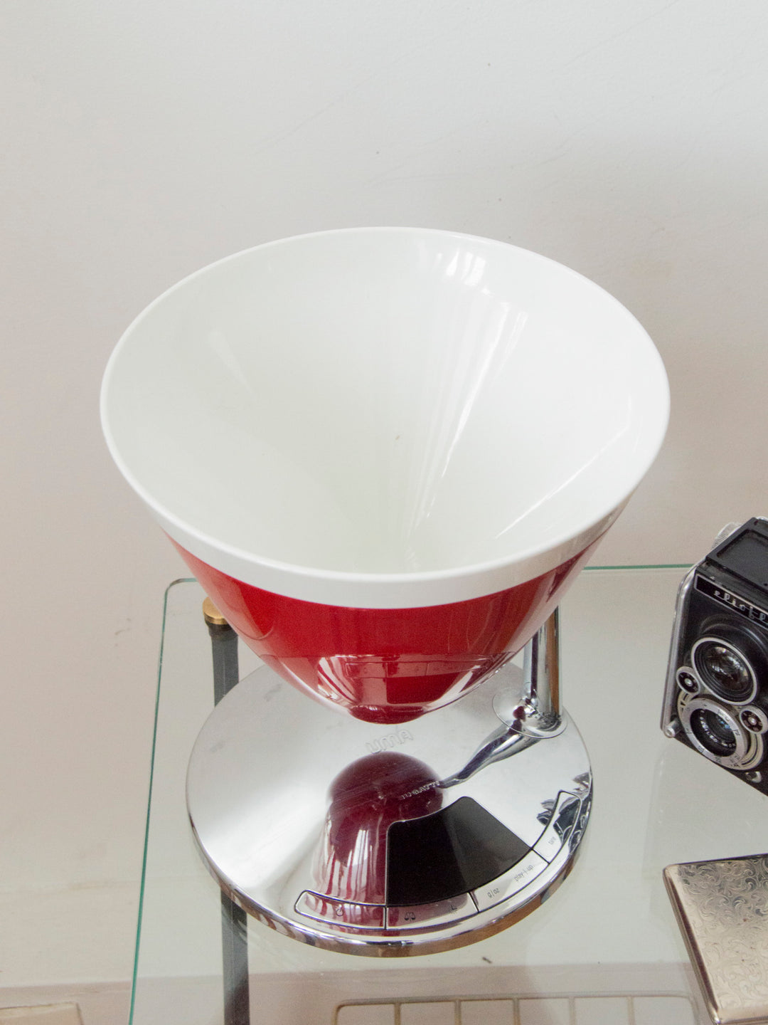 nour-appareil-electrique-vintage-balance-42-5