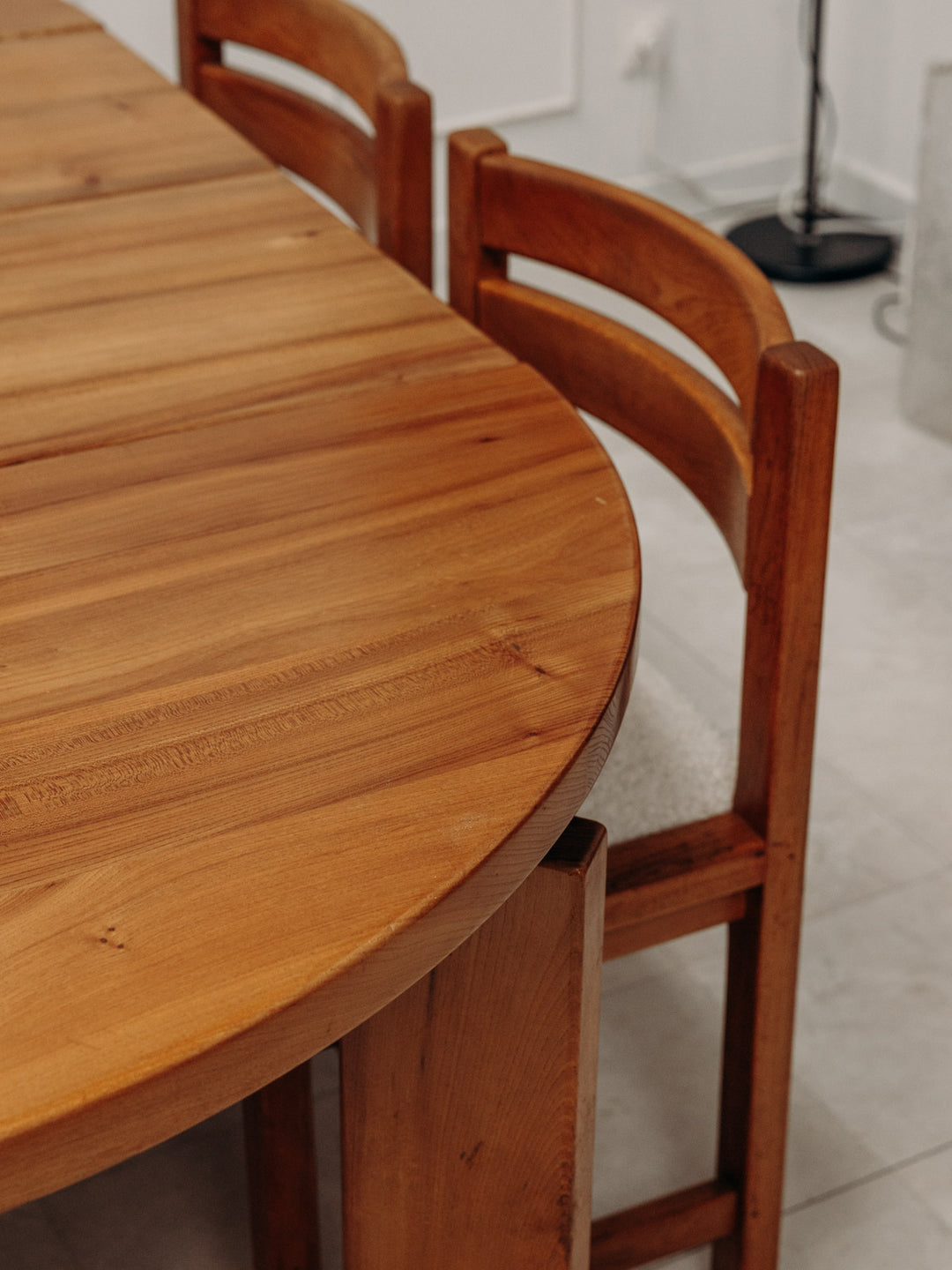 auguste-ensemble-table-et-chaises-bois-7-6