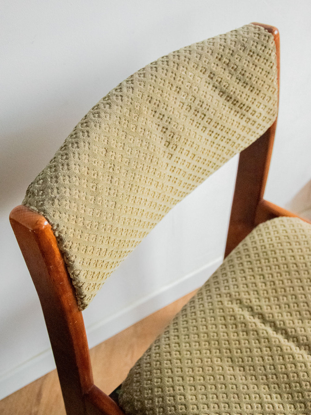 alma-chaise-bois-1318-10