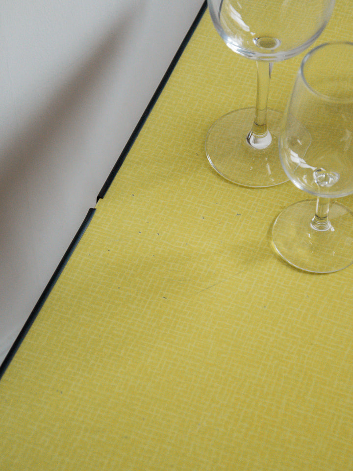 hanna-table-appoint-formica-615-6