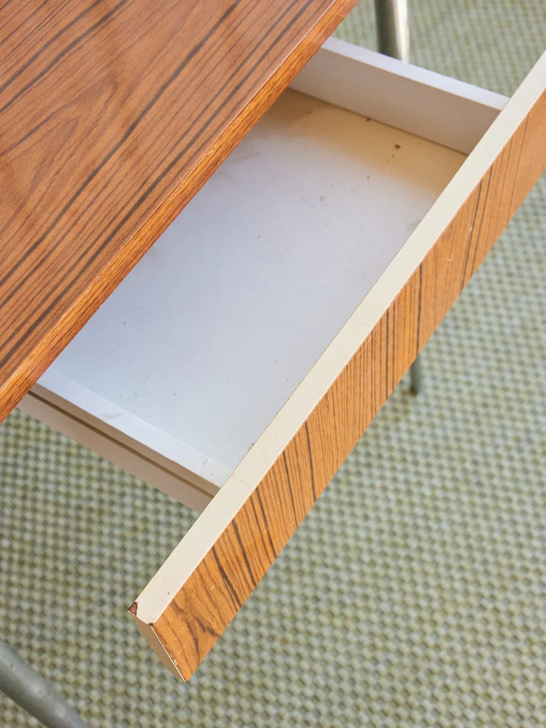 auguste-ensemble-table-et-chaises-formica-13-4