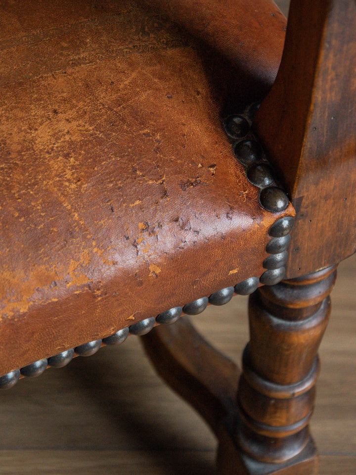 ernest-fauteuil-cuir-582-10