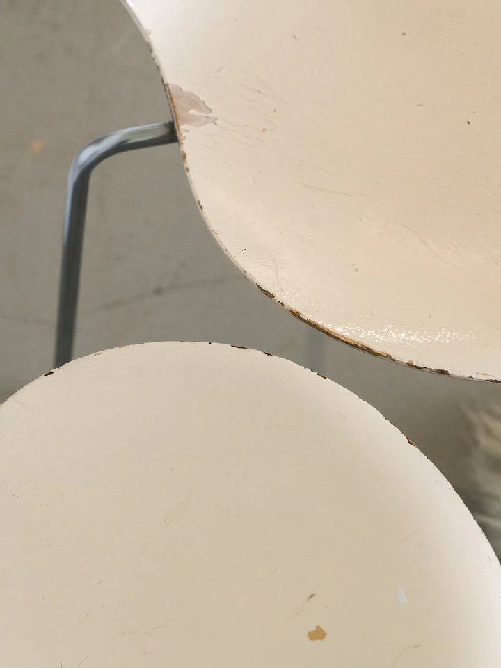 alma-paire-chaises-bois-557-11