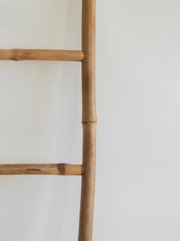 angela-echelle-decorative-bois-bambou-14-6