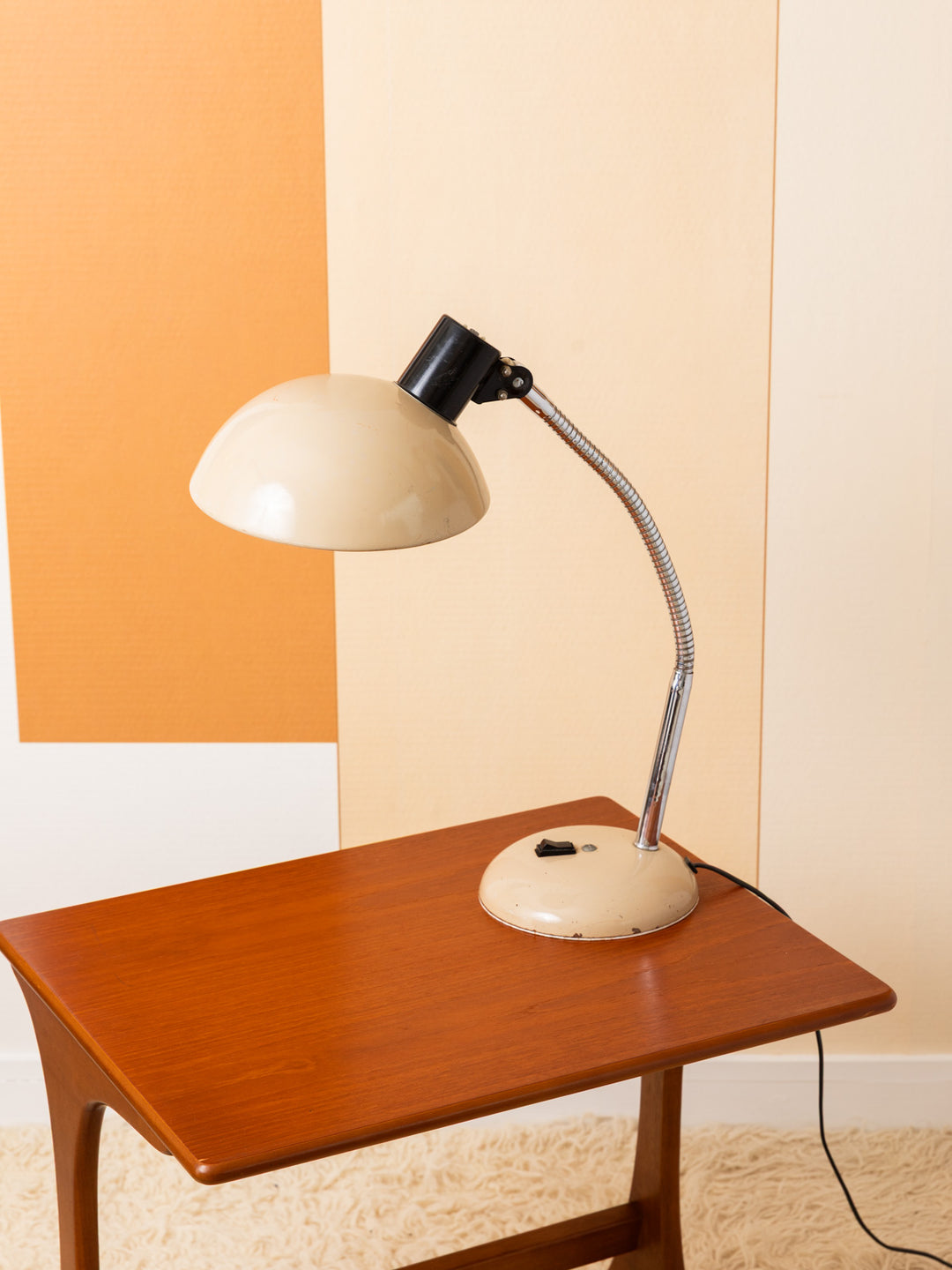 julia-lampe-a-poser-metal-industriel-vintage-1066-9