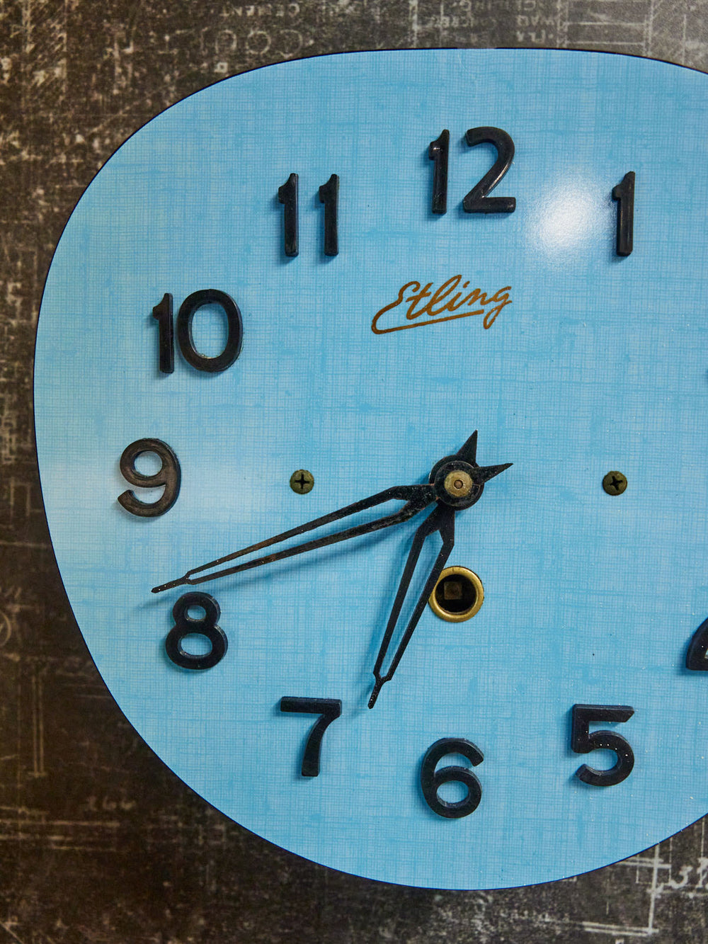 nour-appareil-electrique-vintage-bois-61-2