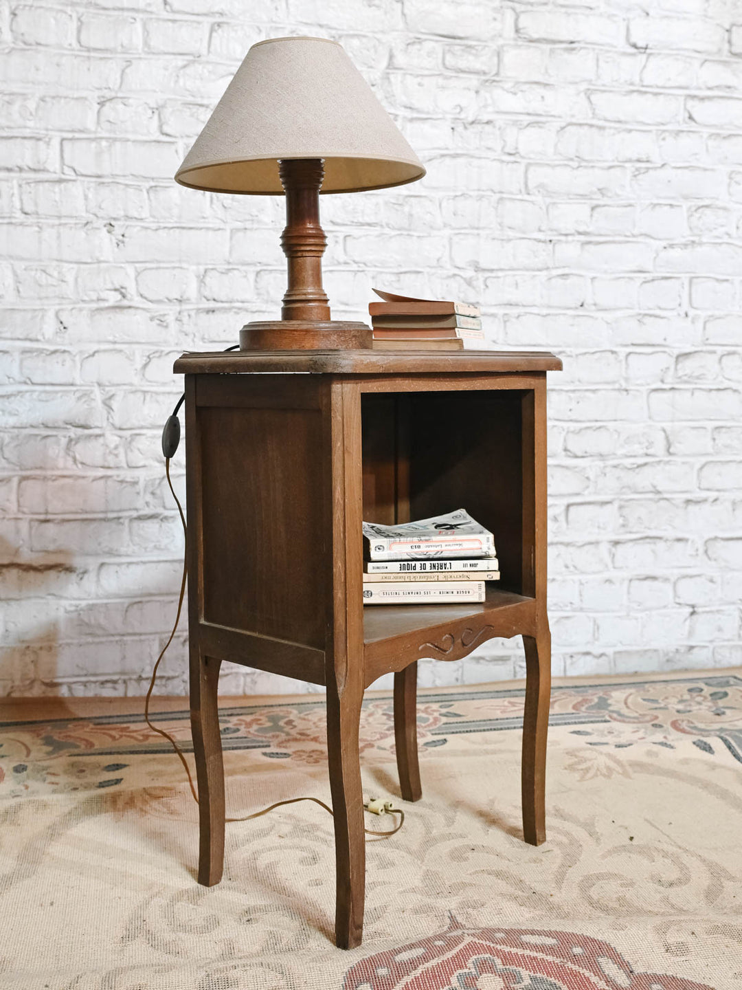 odile-ancienne-table-chevet-bois-1532-3