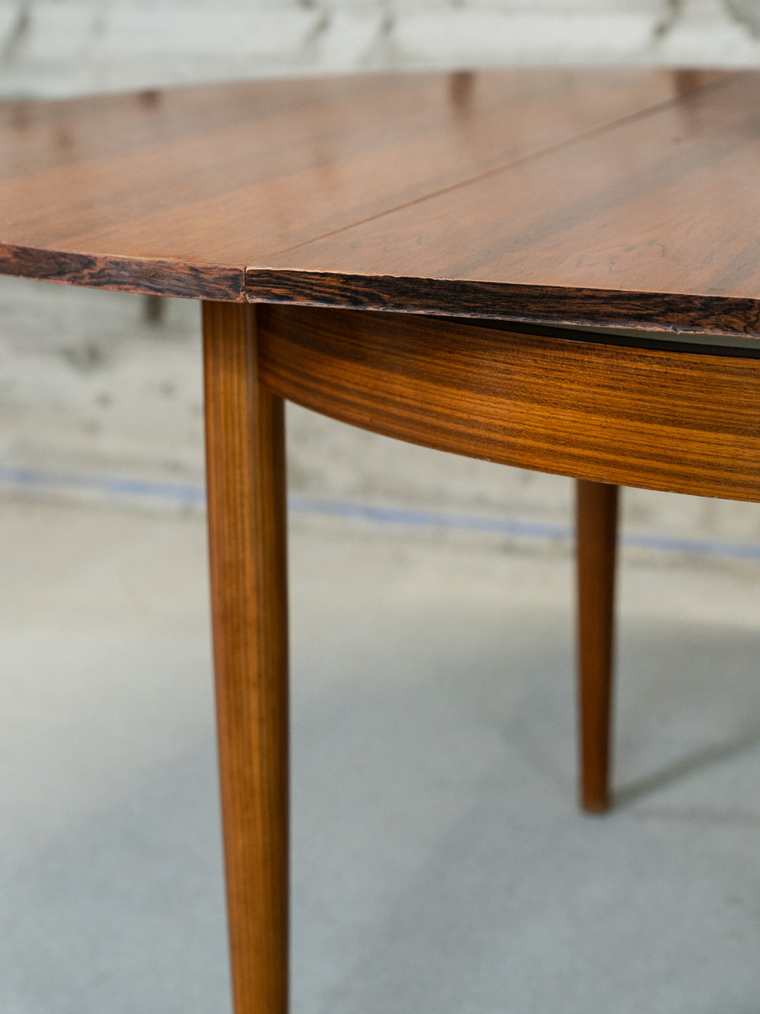 karla-table-a-manger-teck-1318-12