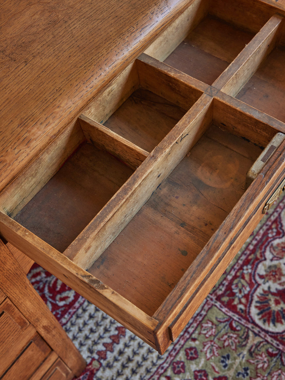 edouard-bureau-bois-713-7