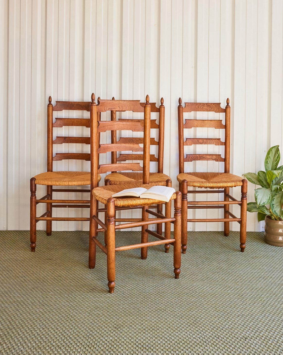 claude-chaise-bois-1132-1