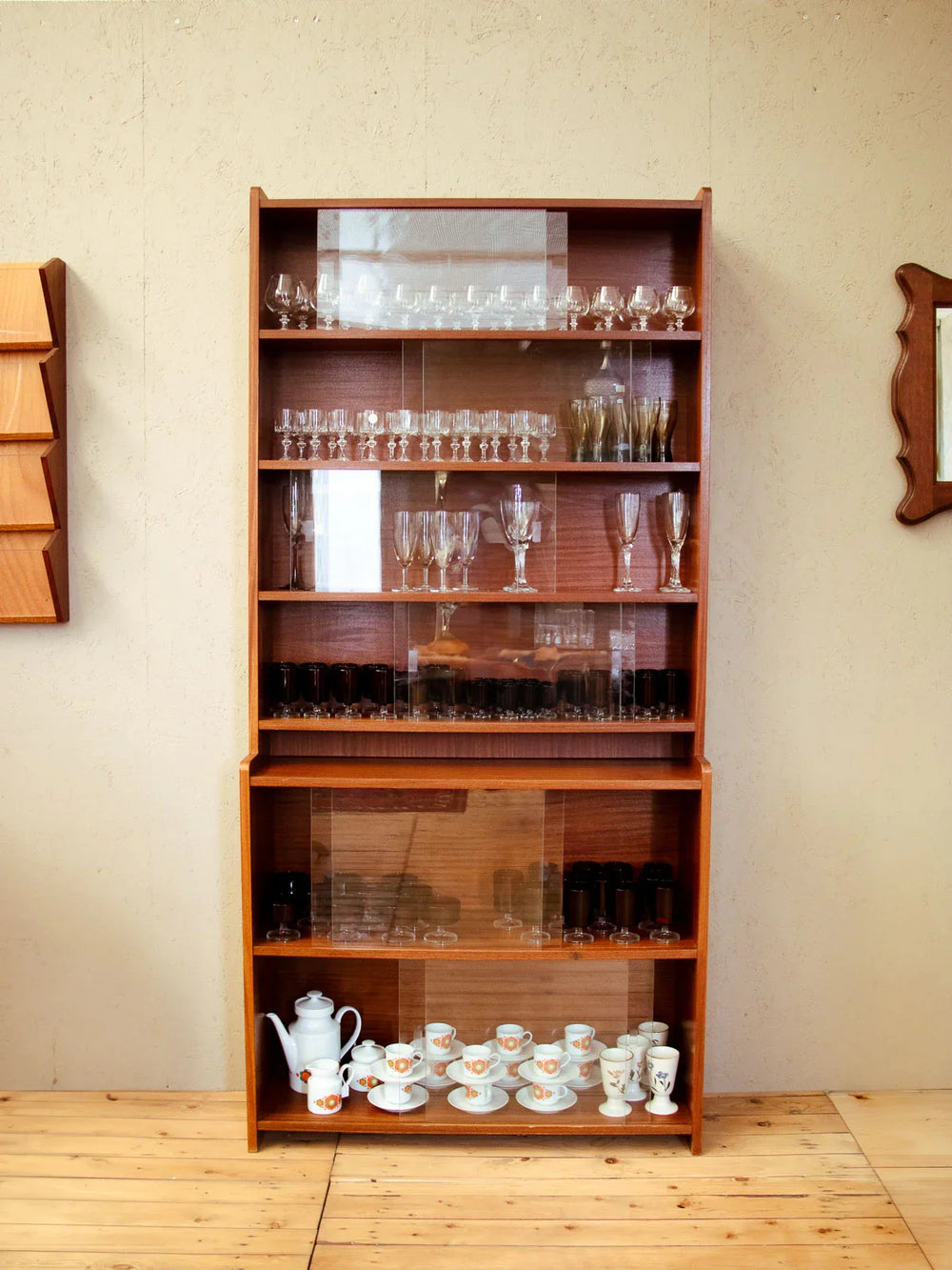 victoria-vitrine-teck-197-2