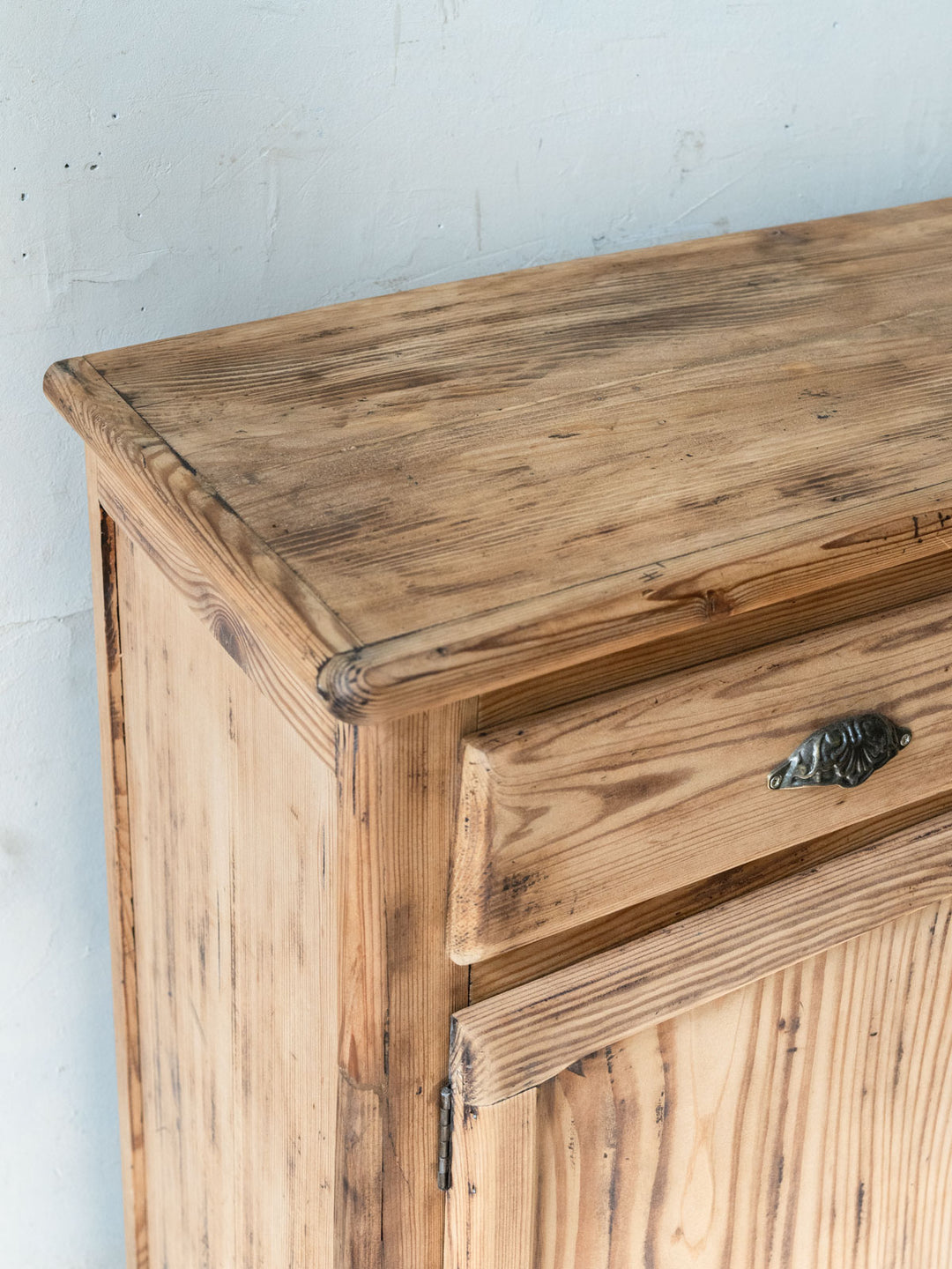 gilbert-buffet-bois-1806-10