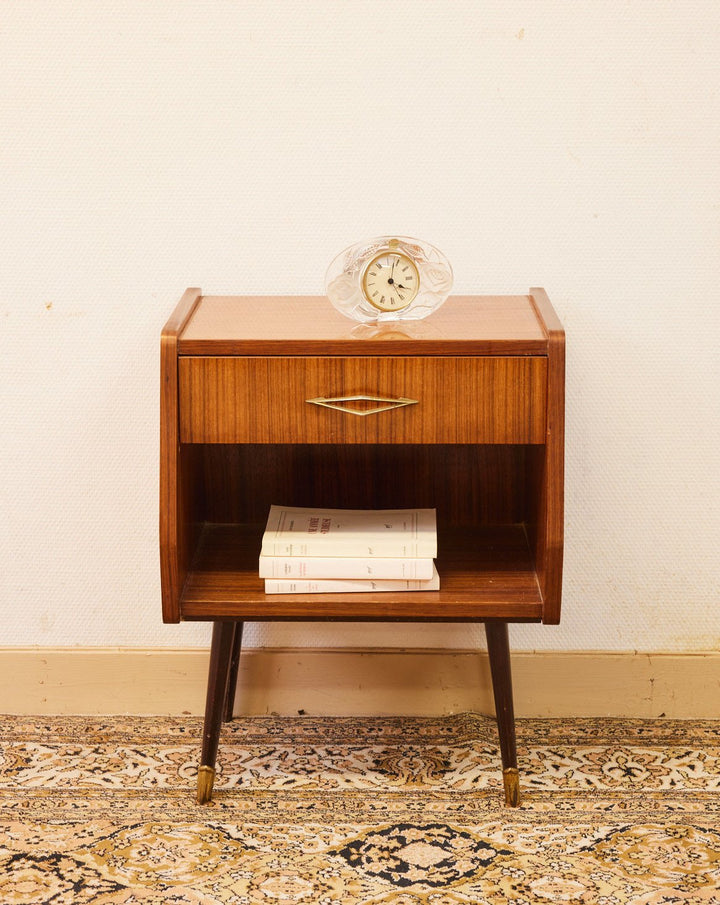 maia-table-chevet-bois-1580-1