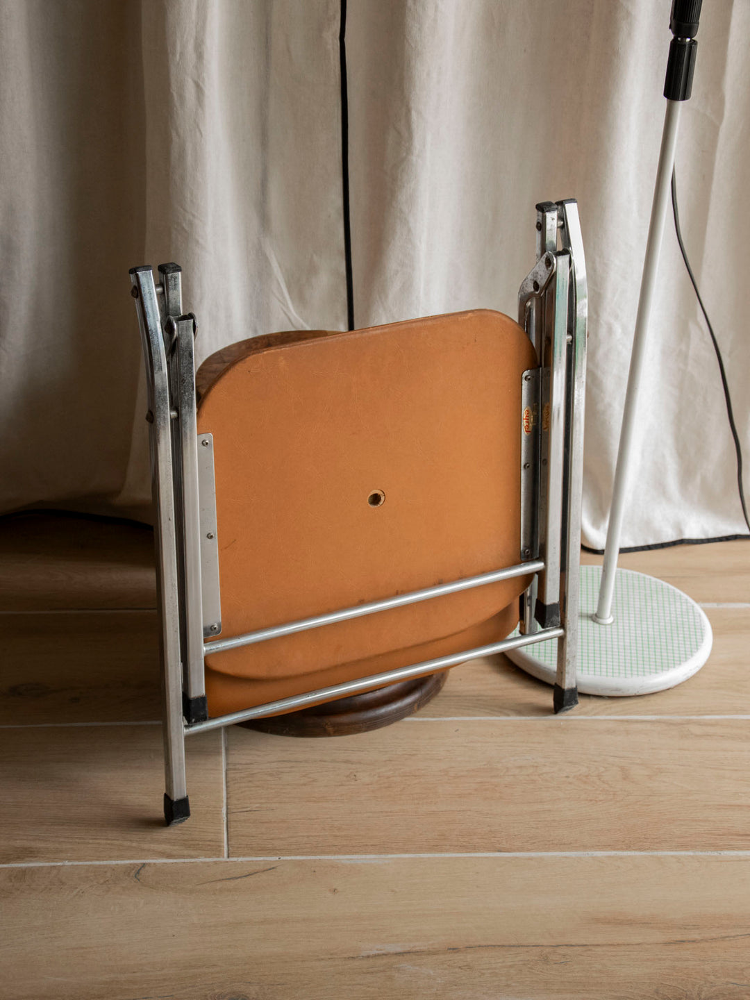 alma-chaise-metal-1631-3
