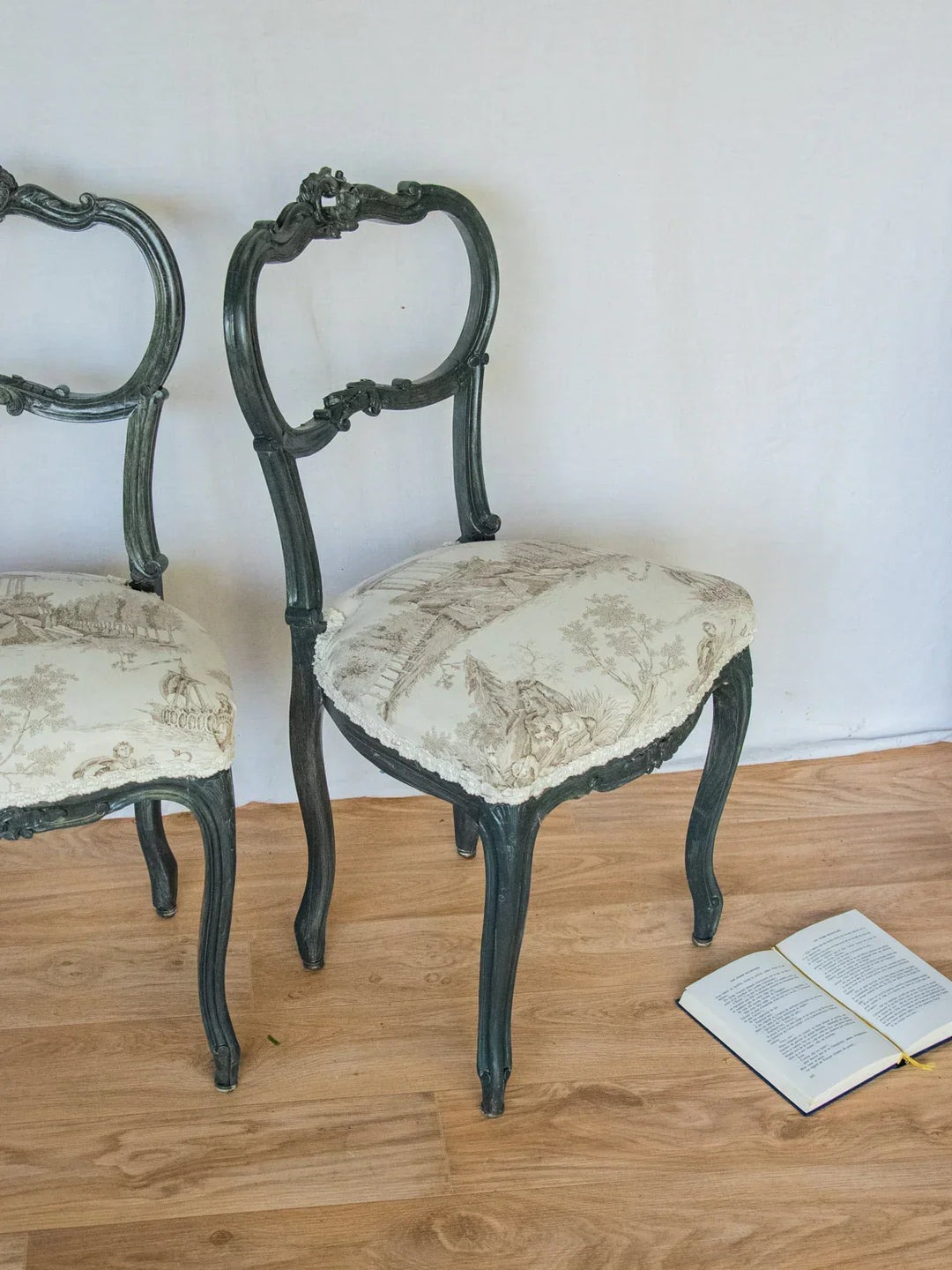 claude-chaise-bois-883-3