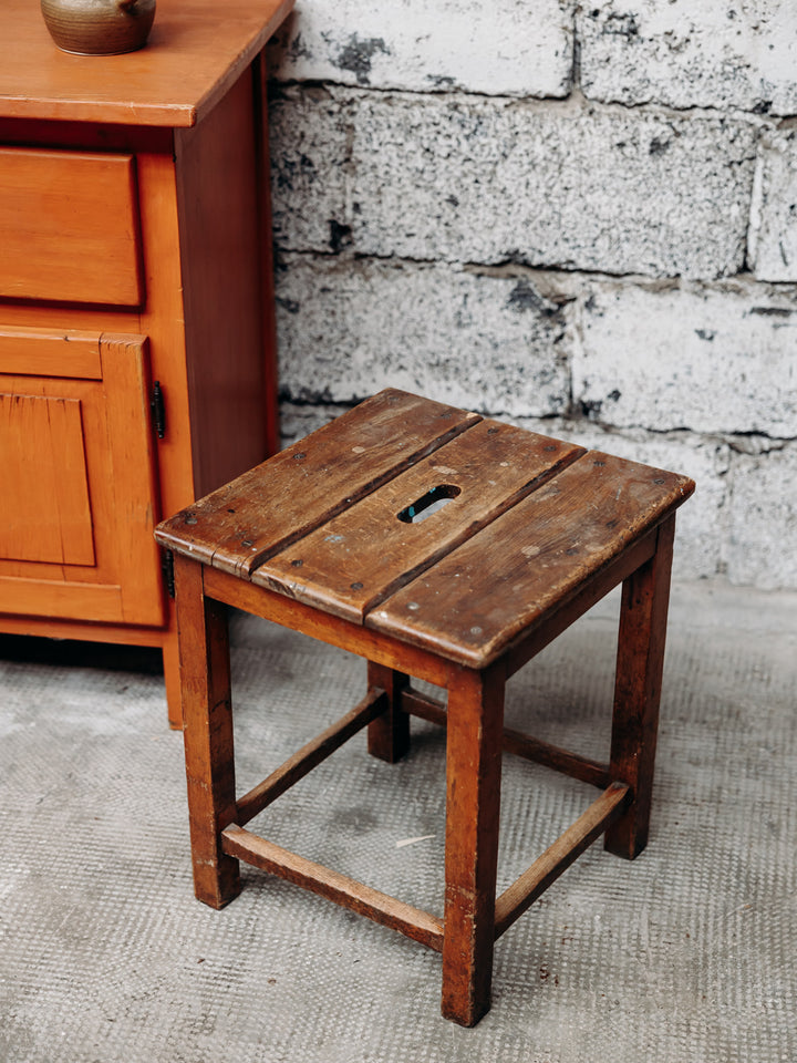 4U3A3098_Debongout-Alsace-15-04-25_065tabouret_0102.jpg