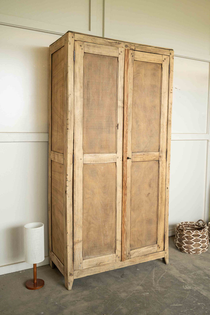 blandine-armoire-bois-parisienne-520-3