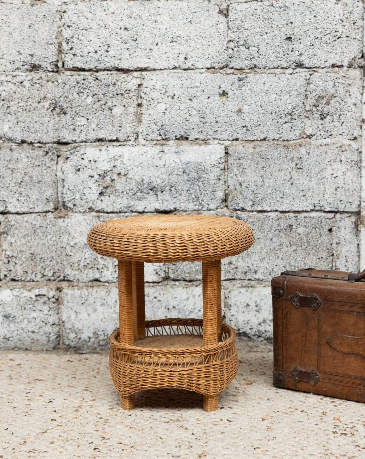 regis-tabouret-rotin-1498-1