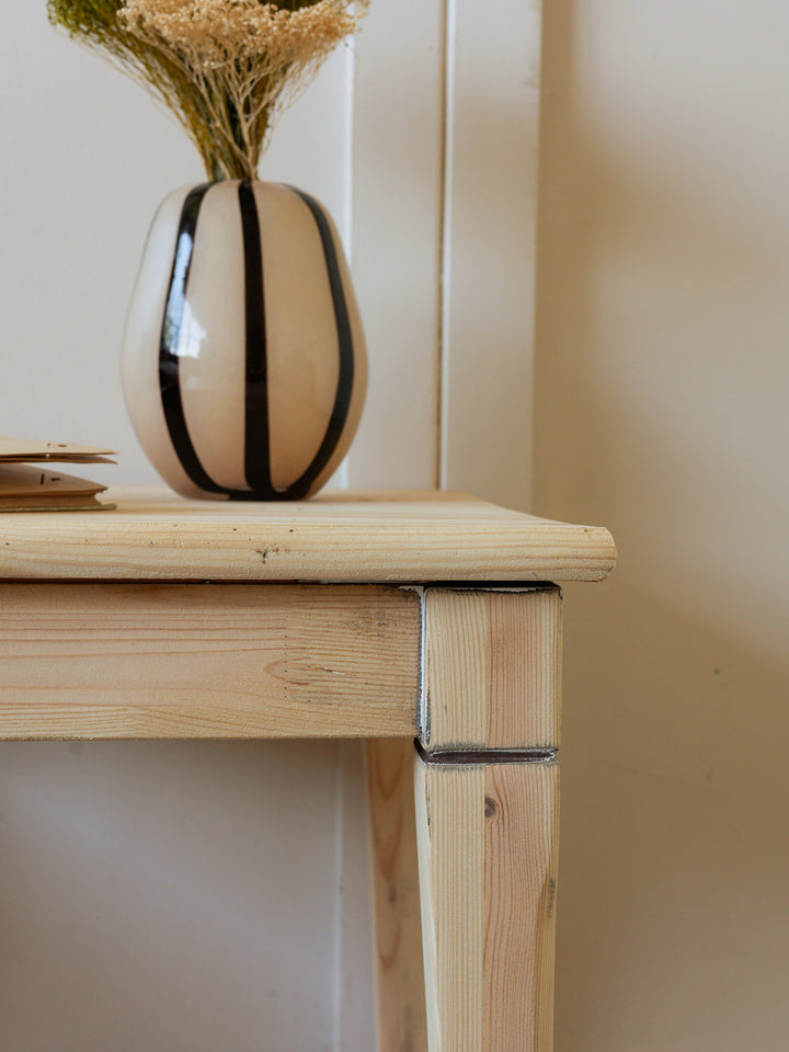 francine-table-appoint-bois-carréé-1047-8