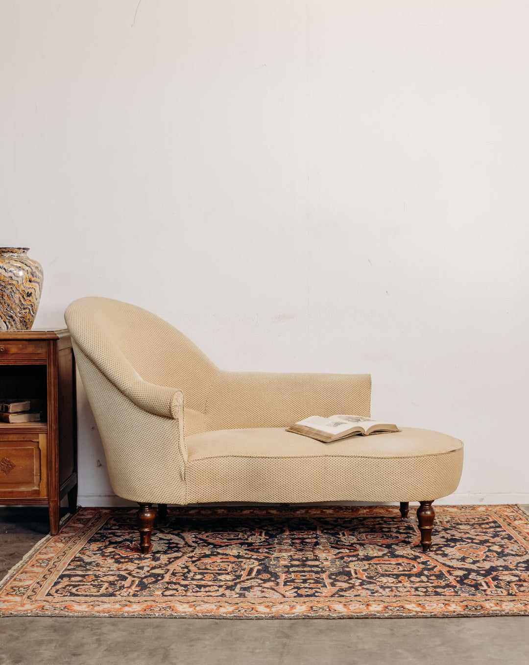 martine-banquette-bois-155-1