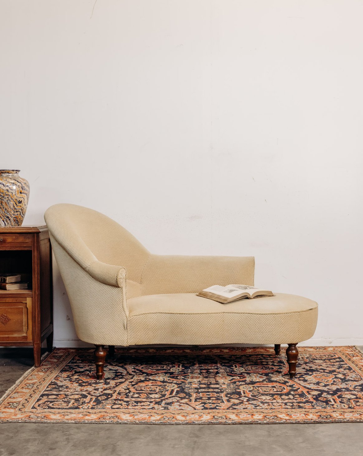 martine-banquette-bois-155-1
