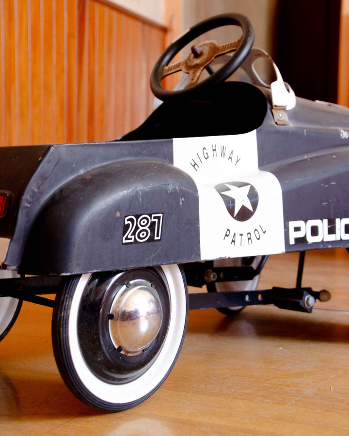 alix-voiture-a-pedales-police-americaine-1112-7