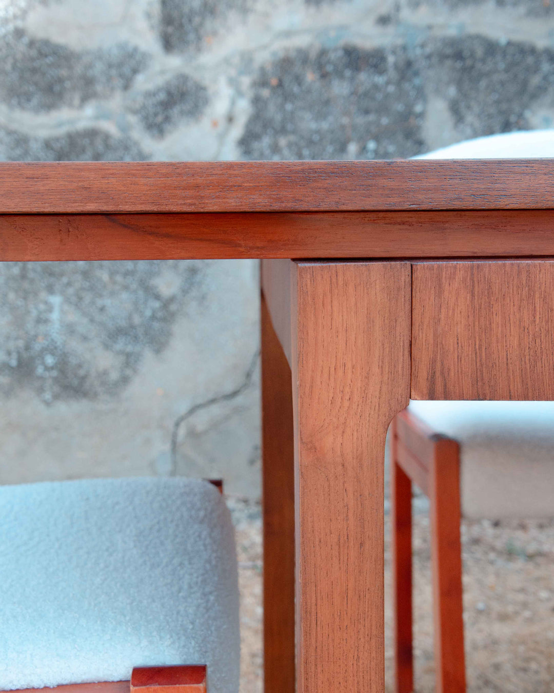 karla-table-a-manger-teck-scandinave-vintage-1228-5