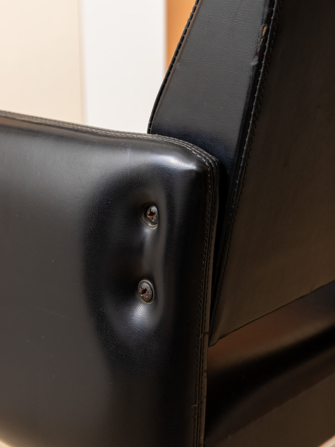 jakob-fauteuil-skai-1400-4