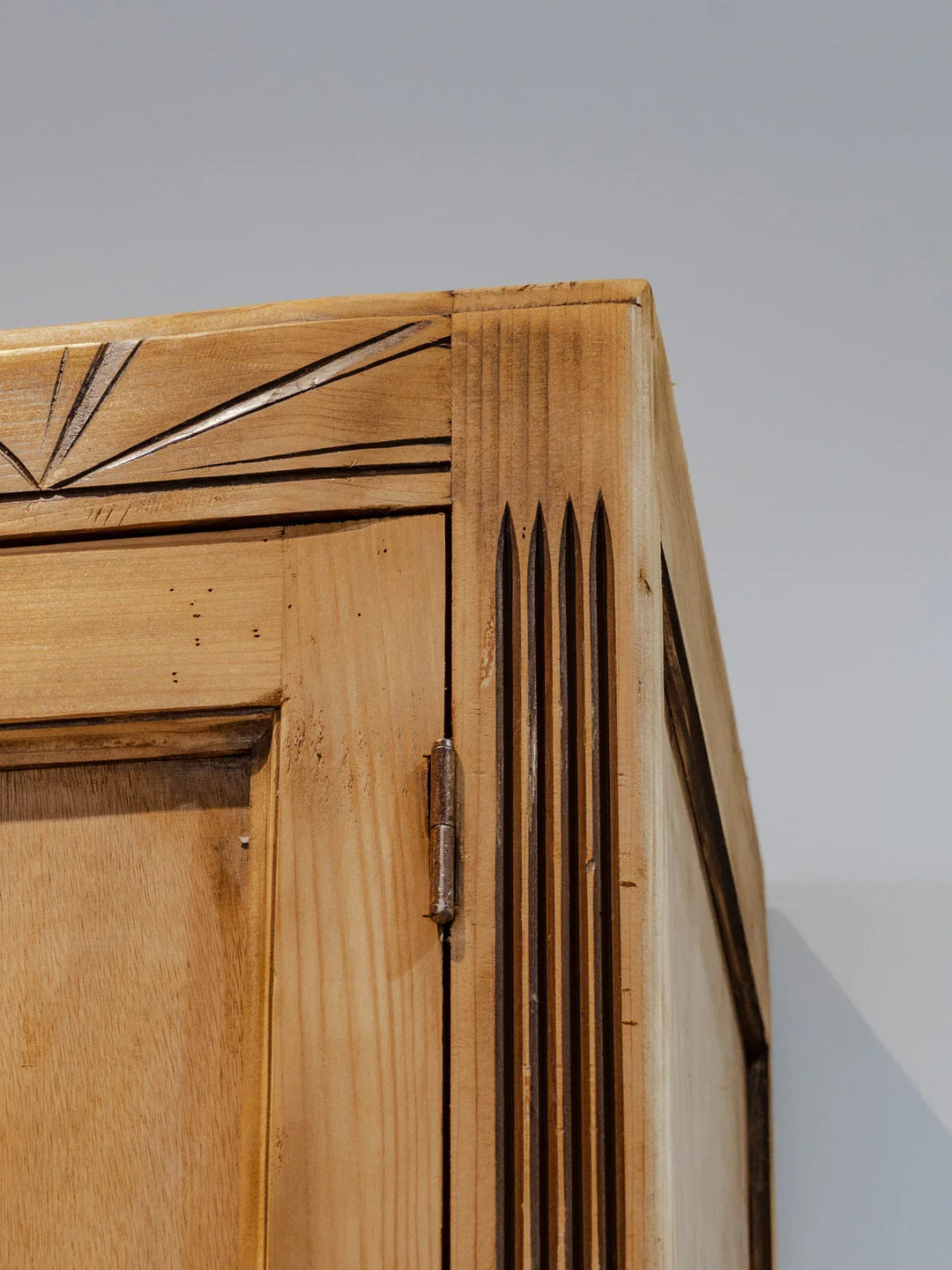blandine-armoire-bois-411-6