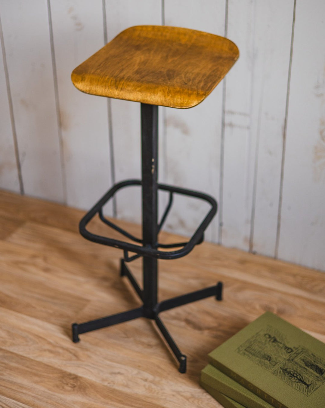 gaston-tabouret-bar-bois-123-1