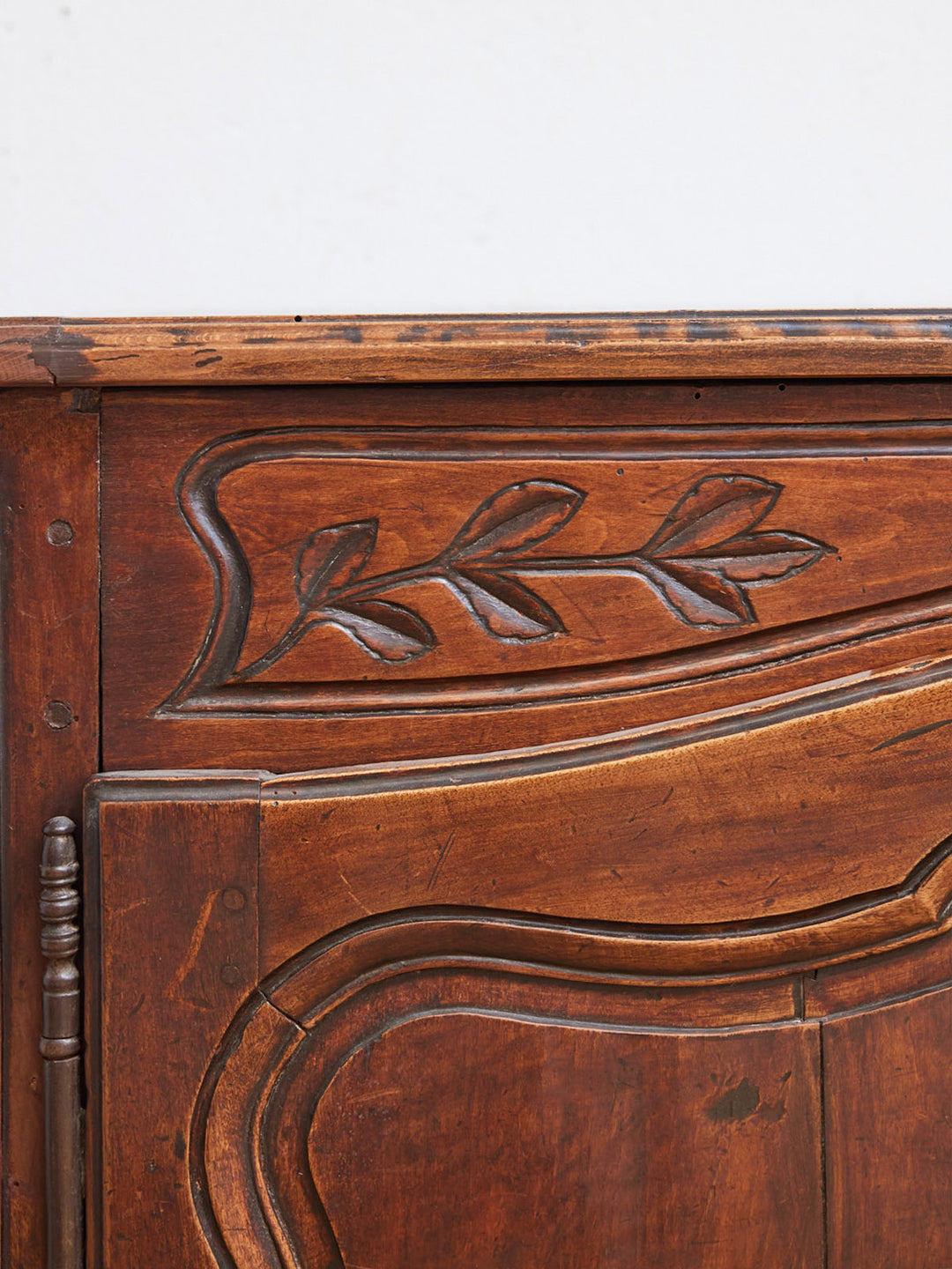 gilbert-buffet-bois-1742-6
