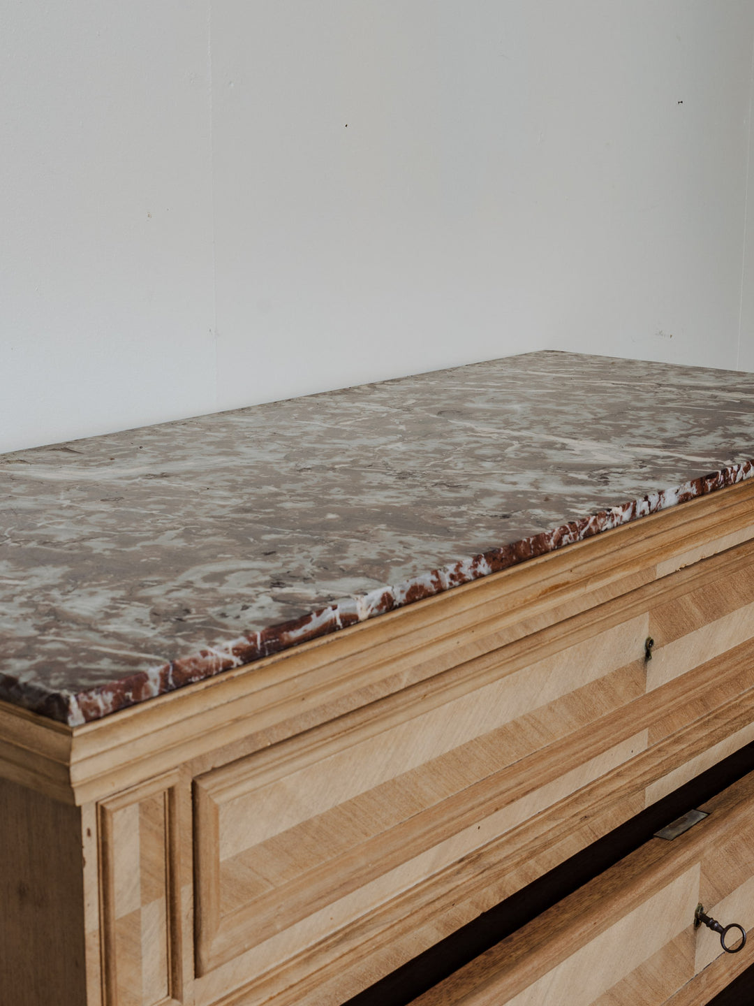 olga-commode-marbre-324-5