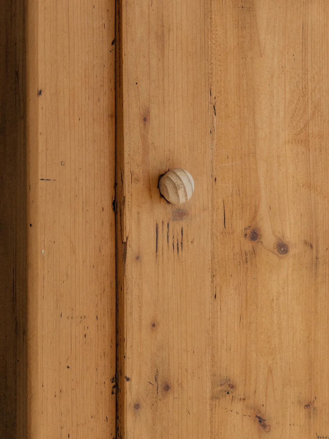 blandine-armoire-bois-349-7