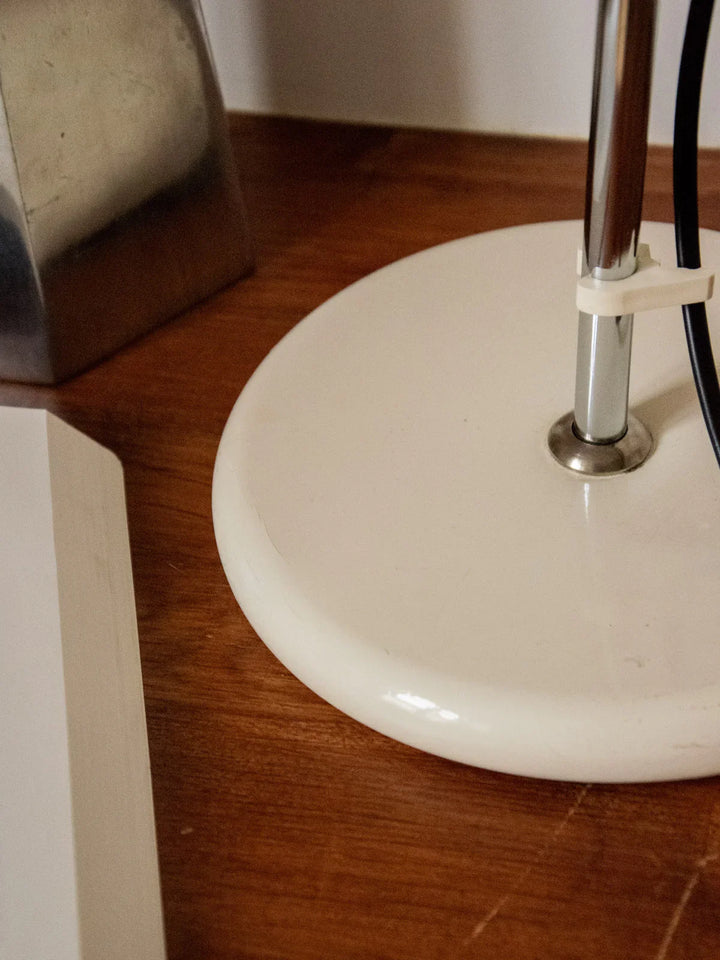 julia-lampe-poser-chrome-781-10