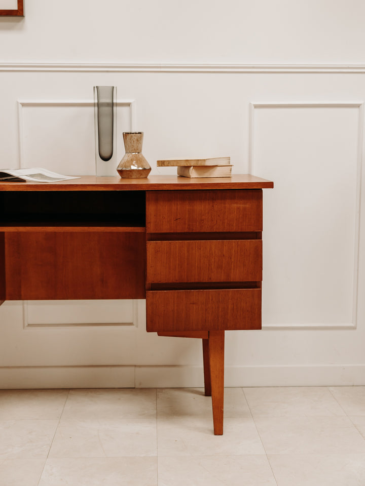 yvan-bureau-teck-451-6