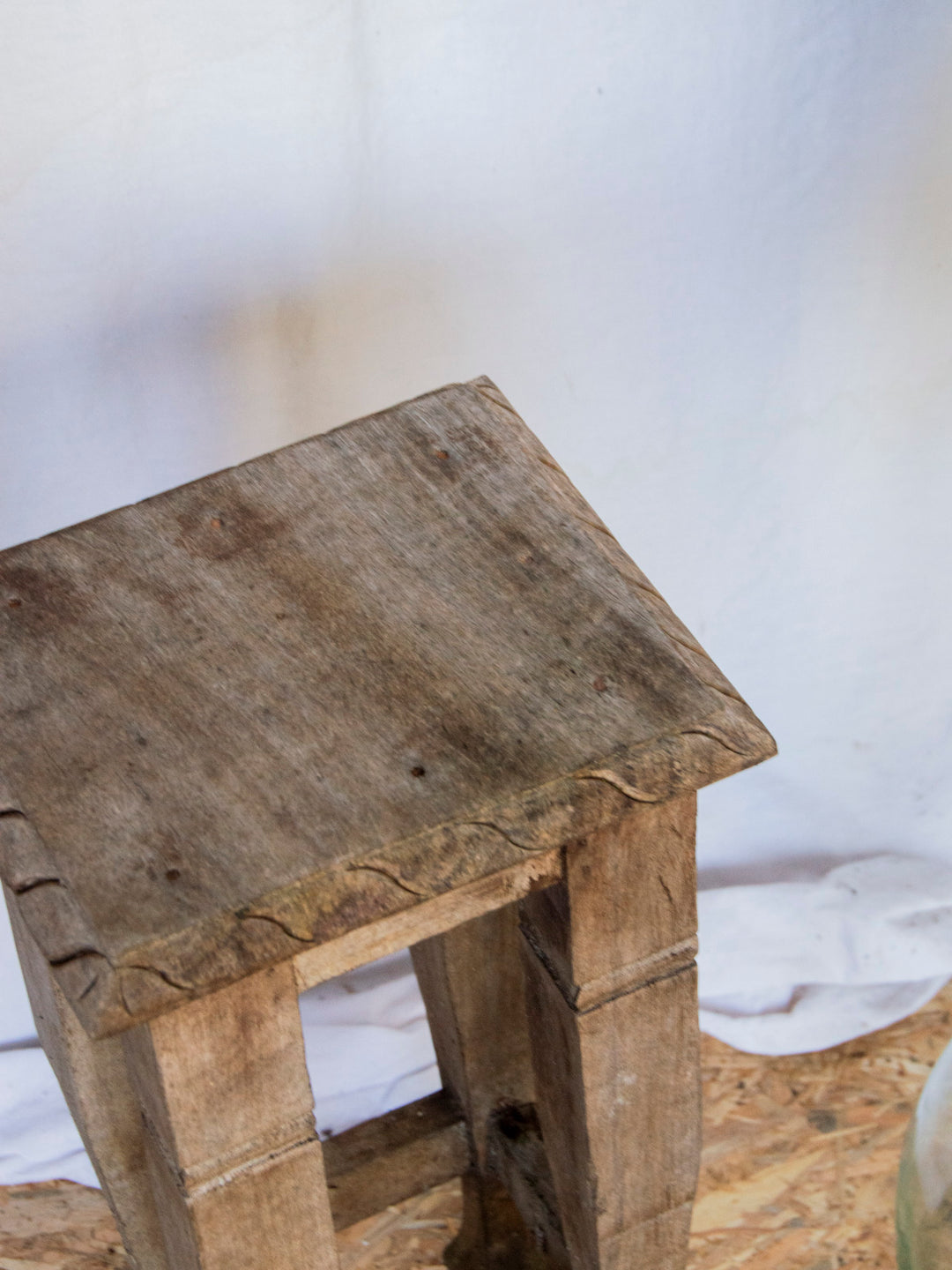 regis-tabouret-bois-913-11