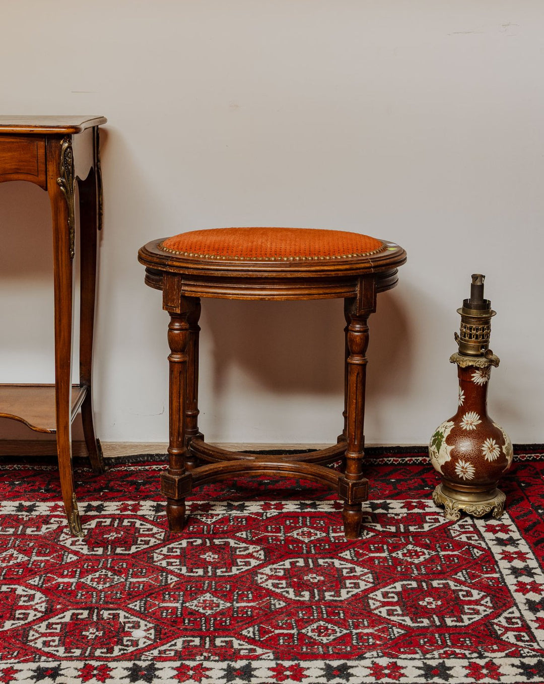 regis-tabouret-bois-937-1