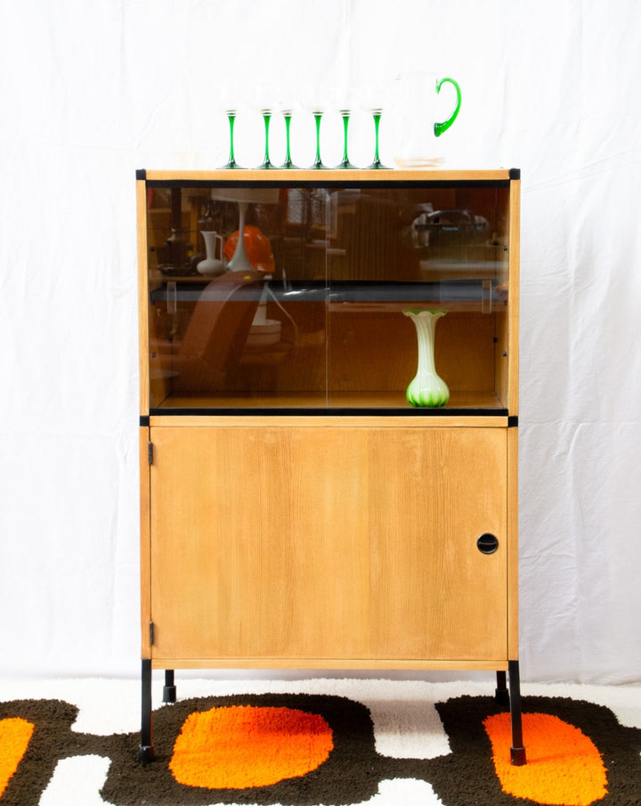 victoria-vitrine-bois-1366-1