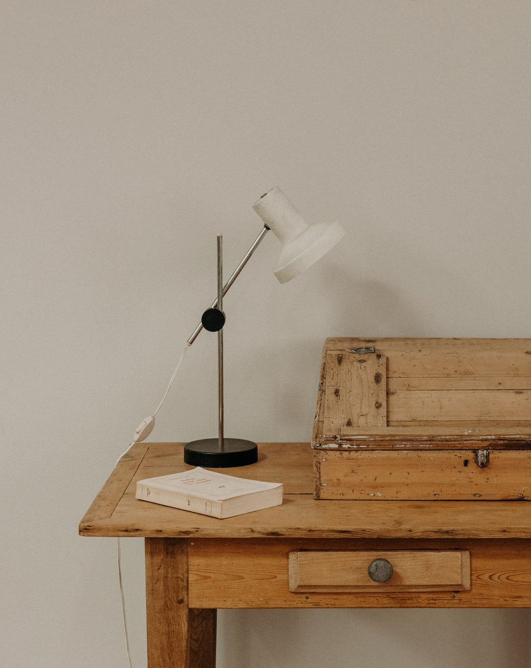 julia-lampe-a-poser-metal-1116-1