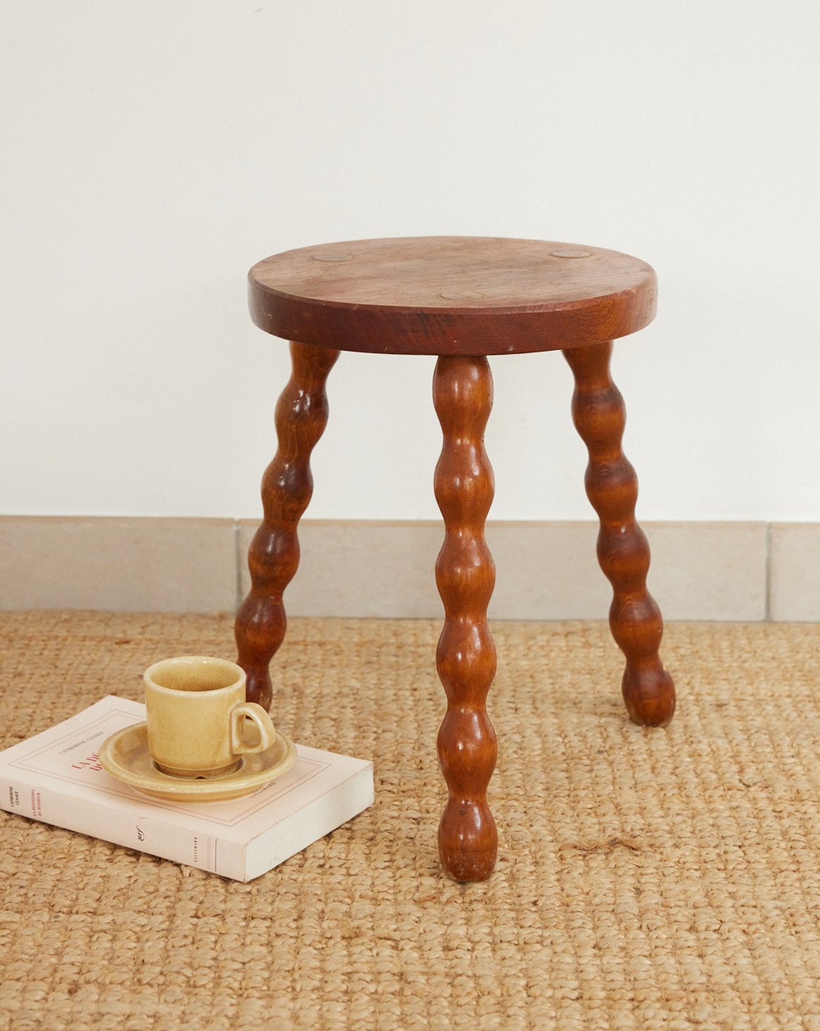 regis-tabouret-bois-1664-1