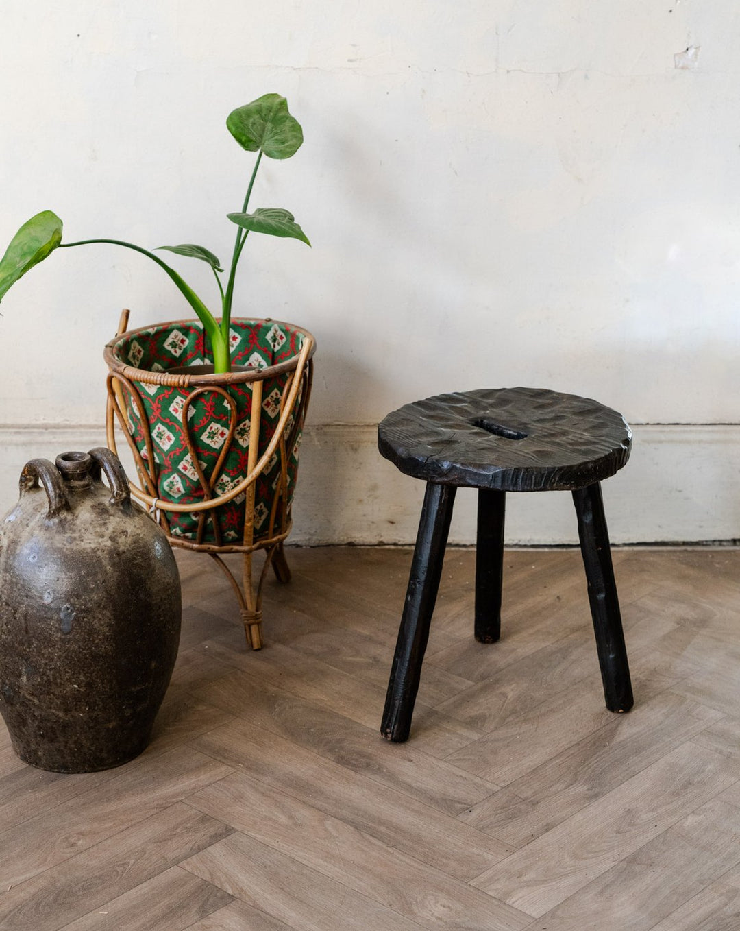 regis-tabouret-bois-1646-1