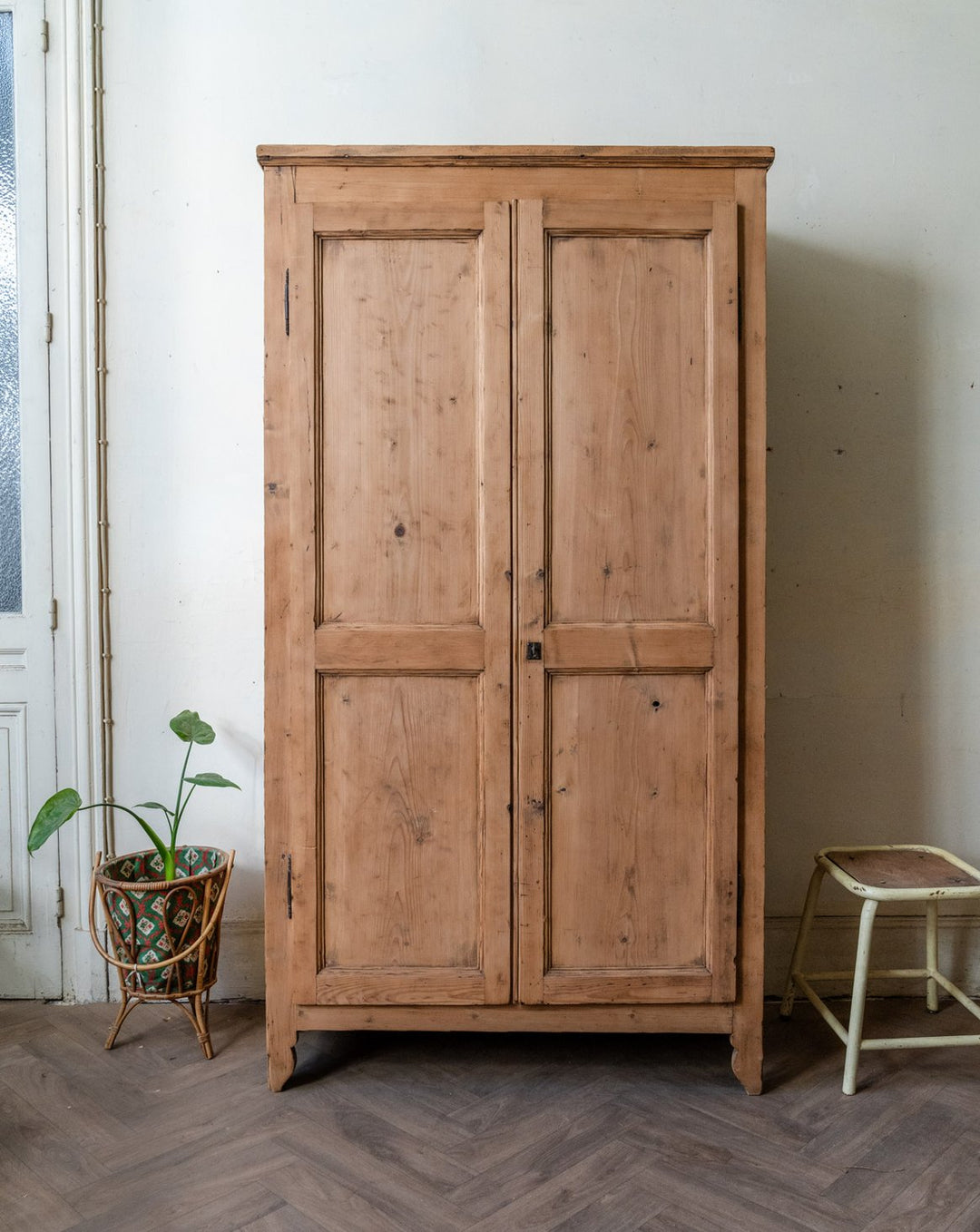 blandine-armoire-bois-542-1
