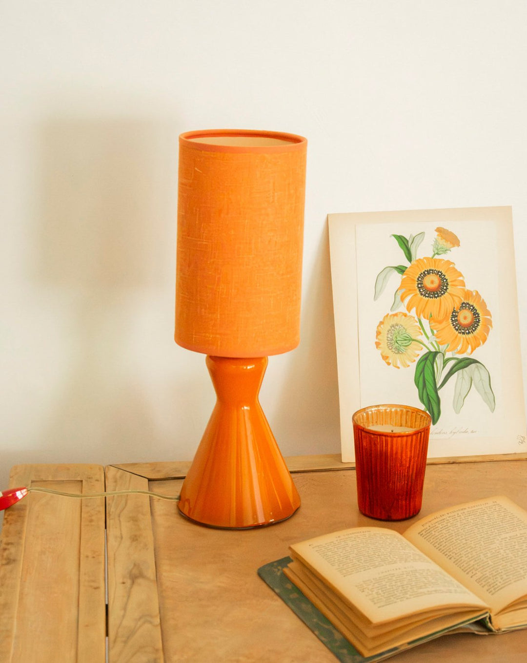 julia-lampe-a-poser-opaline-1081-1