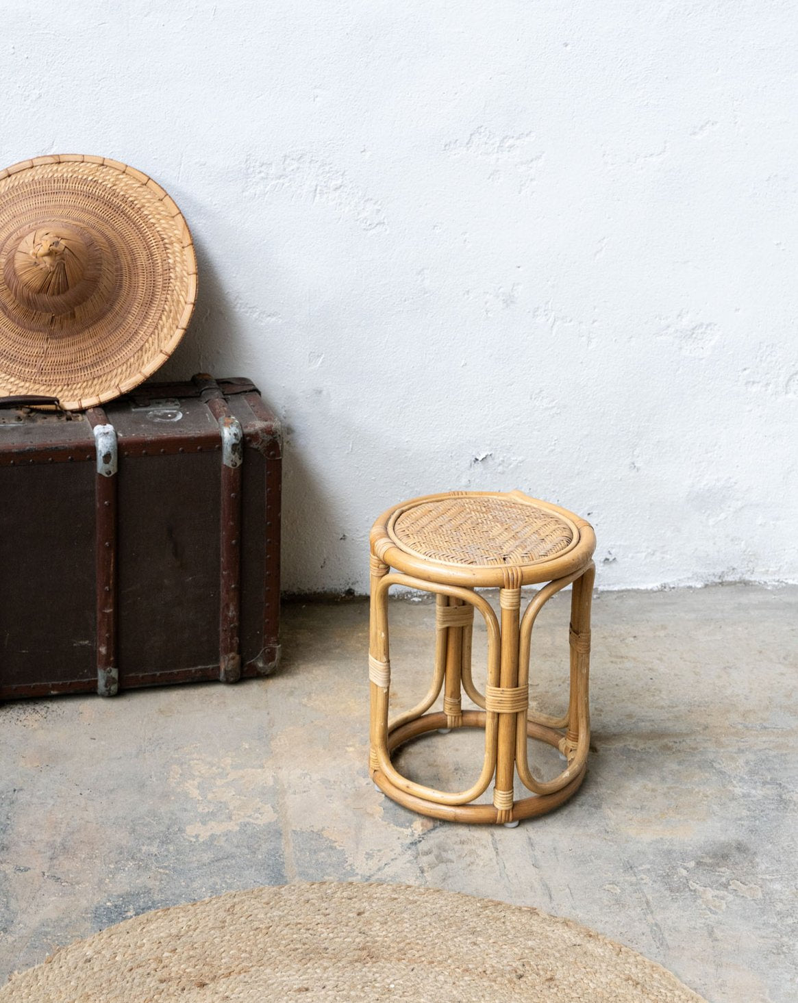 regis-tabouret-rotin-1599-1