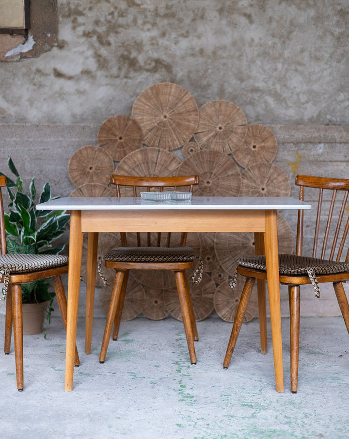auguste-ensemble-table-et-chaises-bois-22-1